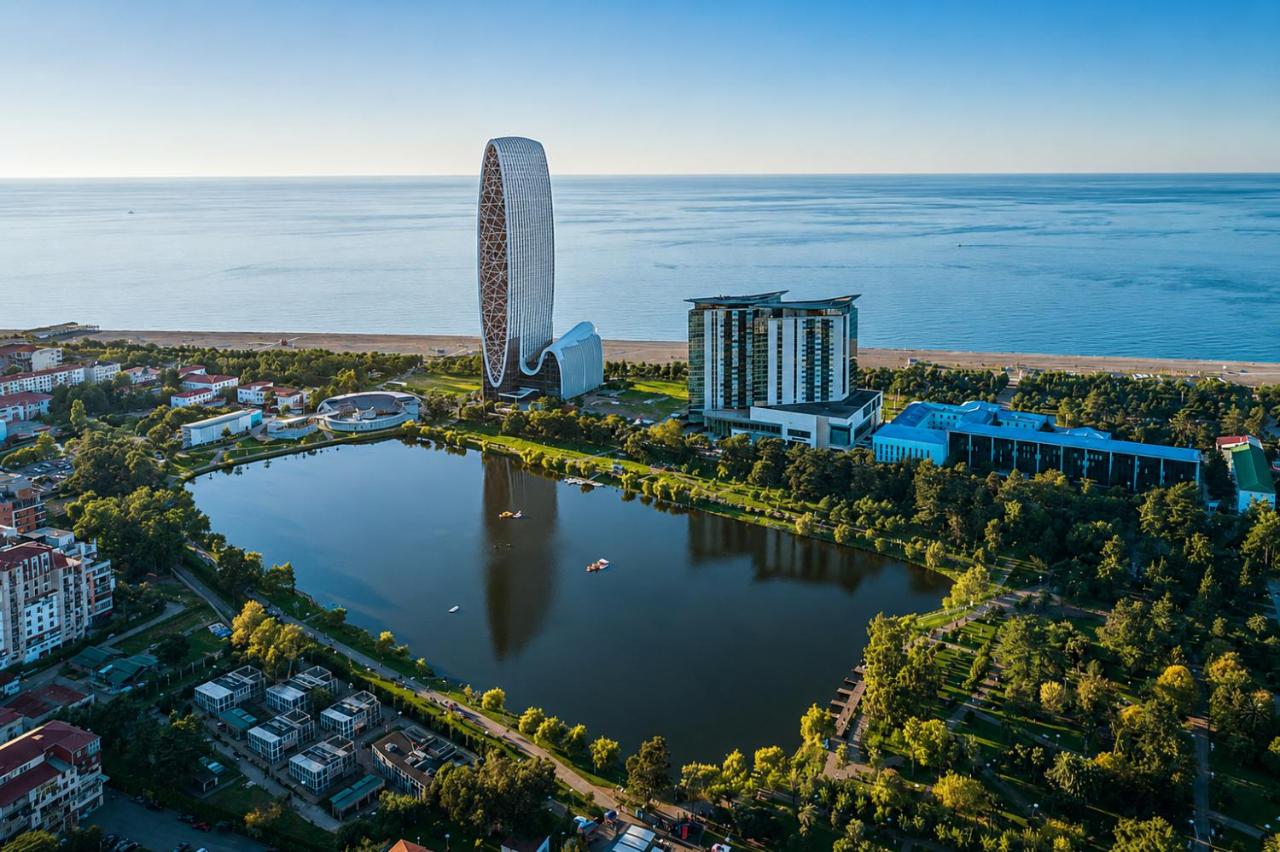 Residence in the Marriott Building - B&B Batumi