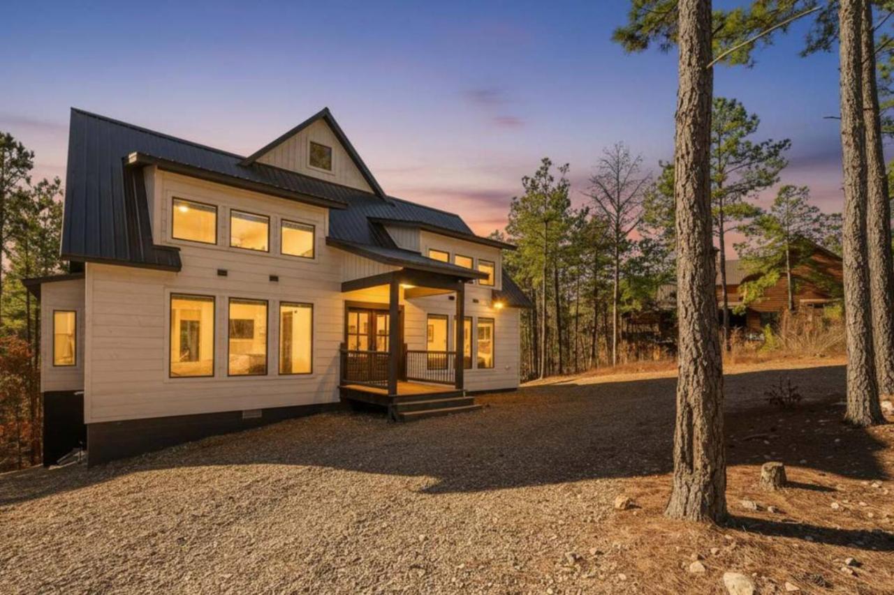 Cozy & Secluded - Hot Tub - Game Room - pets - Chambres d'hôtes Broken Bow