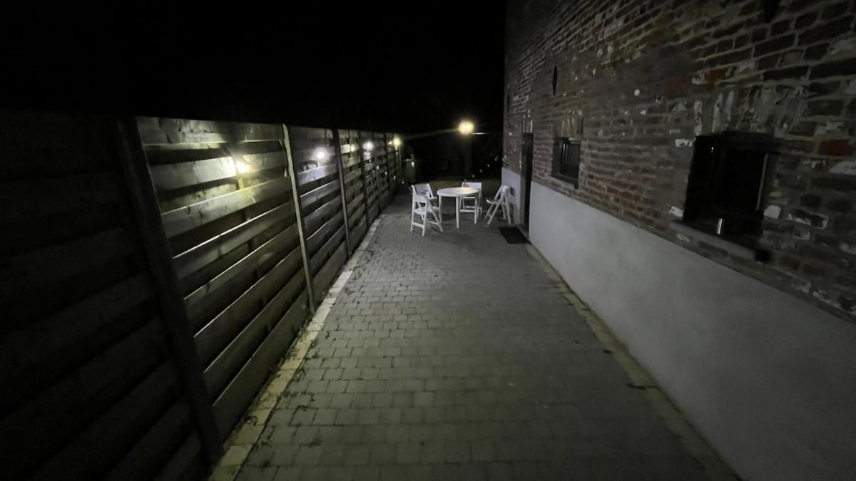 Chez Fred Historic Farm Loft with Private Terrace & Airport Access - Ferienwohnung Beauvechain