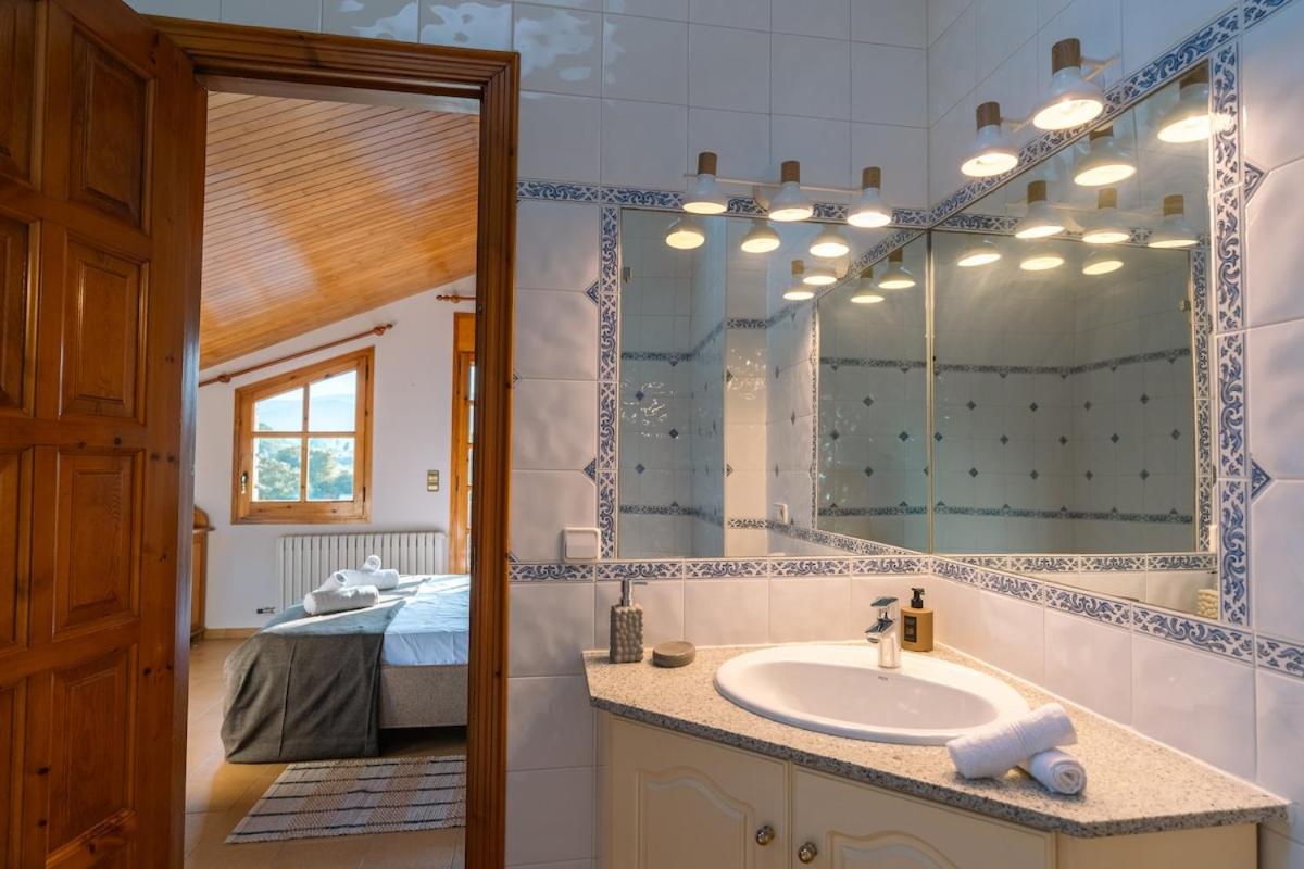Cozy Duplex I Panoramic Views I Mountain & ZEN - Chambres d'hôtes Adrall