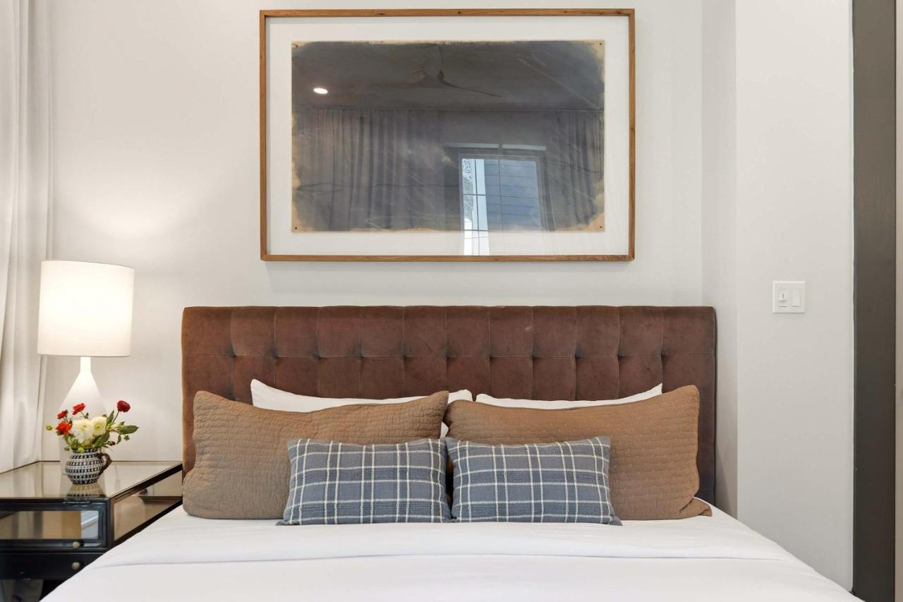Luxe Sunlit Home Heated Pool & Near CBD - B&B Nueva Orleans