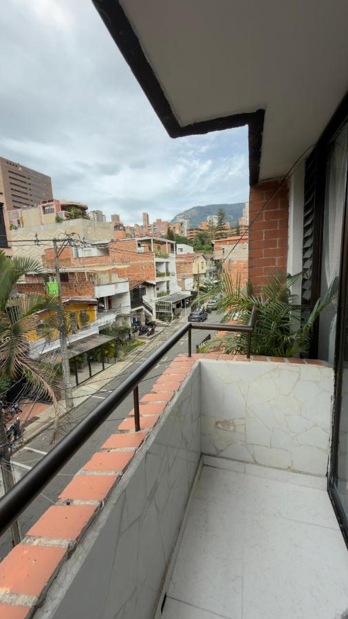 Manila House Near Provenza & Nighlife - B&B Medellín