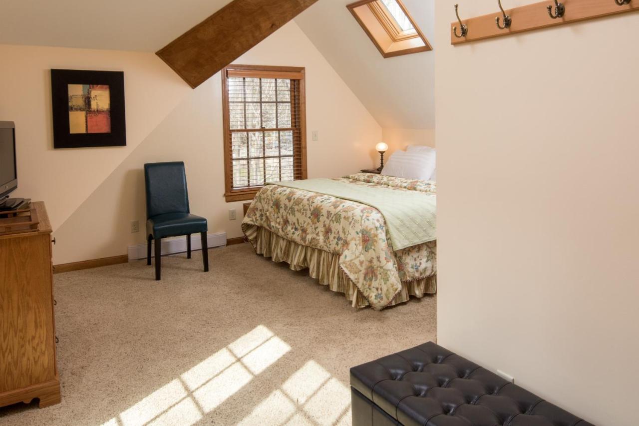 Annie's Galena Cottage Suite