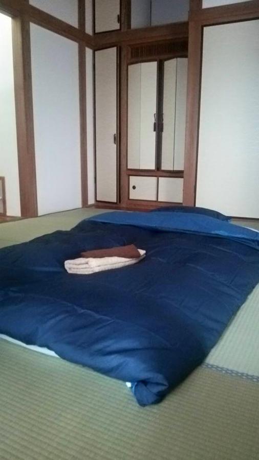 Japanese-Style Twin Room with Shared Bathroom