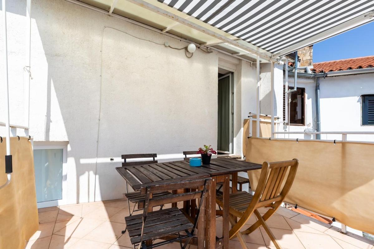 Artist Apartment with Terrace in Poreč Old Town - B&B Parenzo