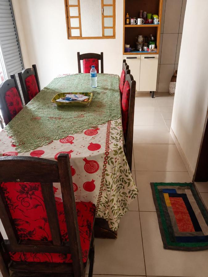 Casa Ponta Porã por Leandra Saleno - B&B Ponta Porã