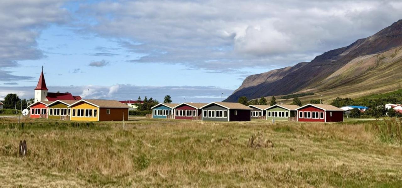 Vagninn Cabins - Bed and Breakfast Flateyri