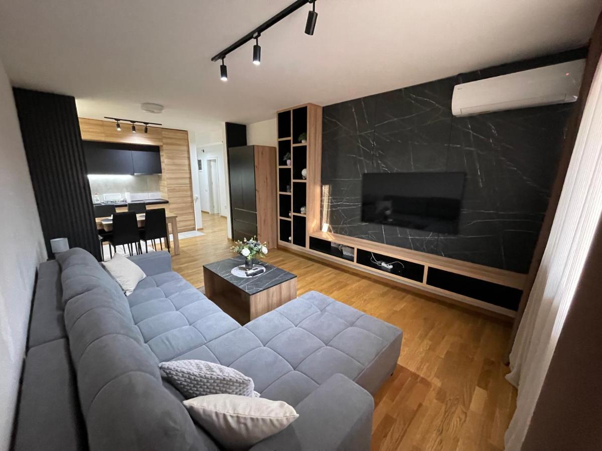 MAR Residence 14 - Chambres d'hôtes Niš