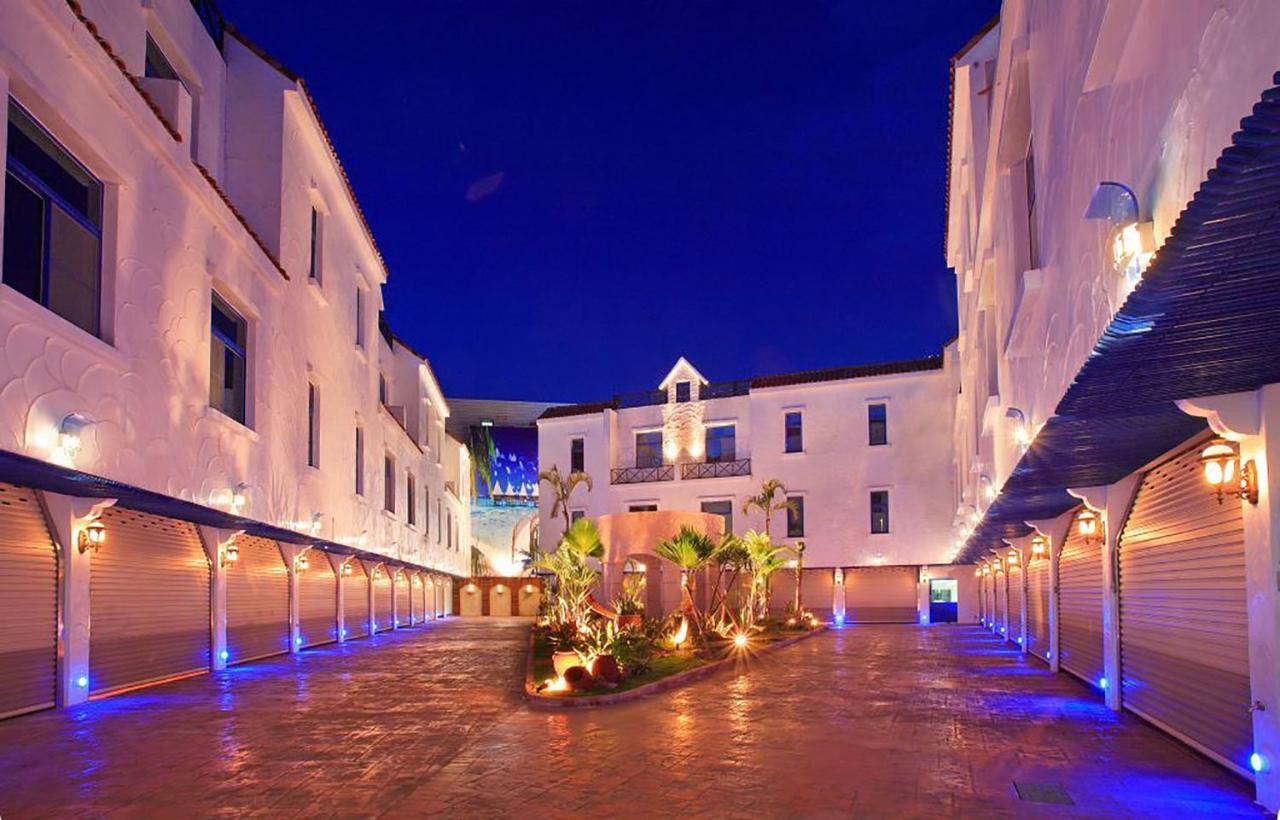 Blue Coast Spa Motel - Ferienwohnung Keelung