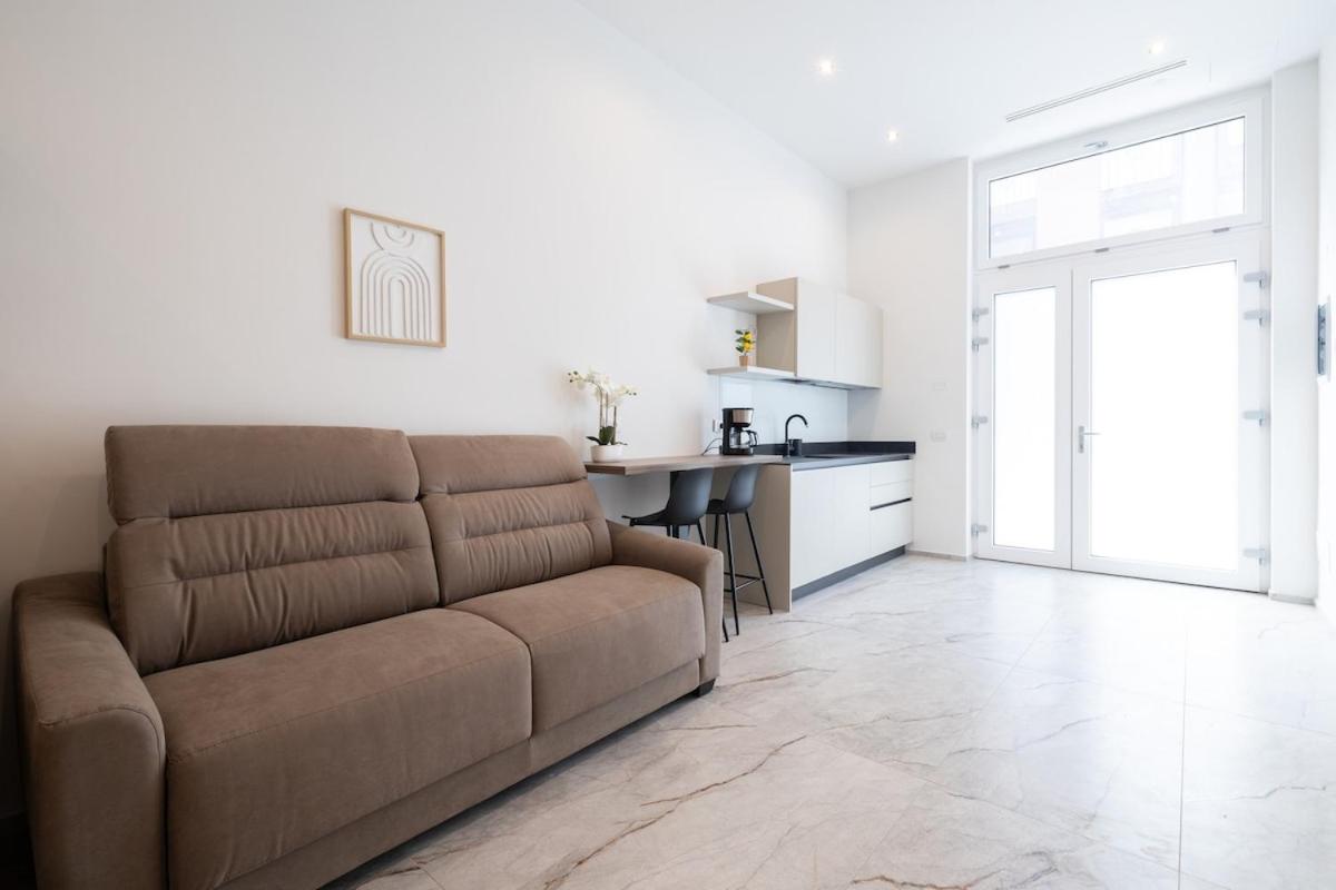 Residenza Sant'Ambrogio 6B - 15 minutes from Malpensa - Ferienwohnung Busto Arsizio