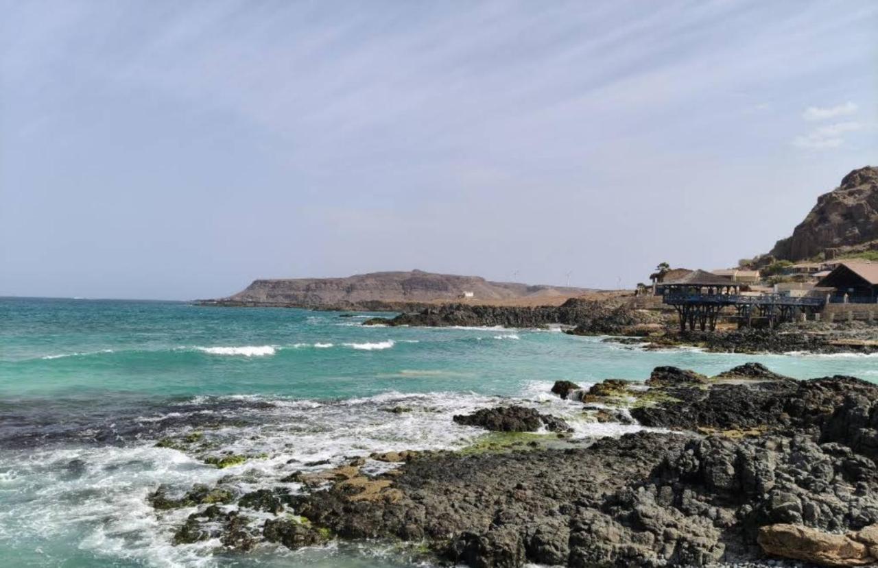 Our eco friendly home 2 min from Cabral Beach - Bed and Breakfast Sal Rei