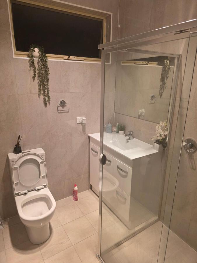 Private home Stay in Woodville North - B&B Finsbury
