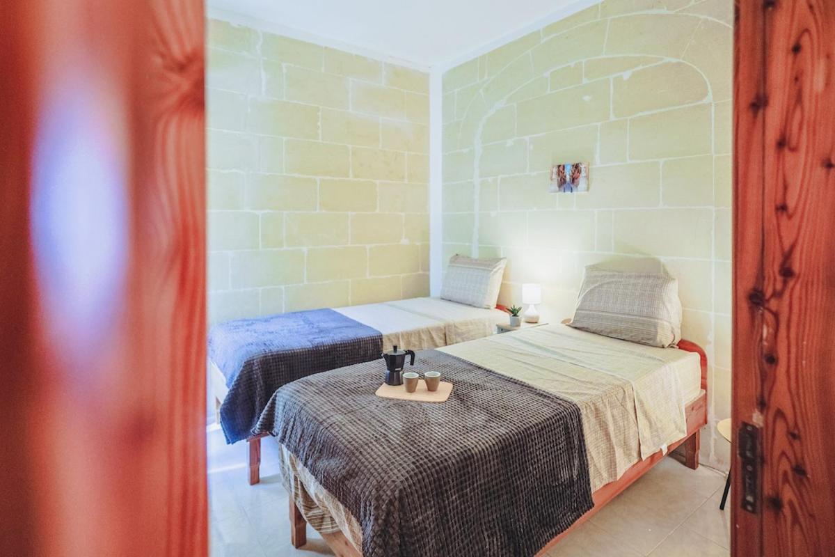 Spacious 3BR Sea View Flat Near Ramla Bay Xagħra - Bed and Breakfast Xagħra