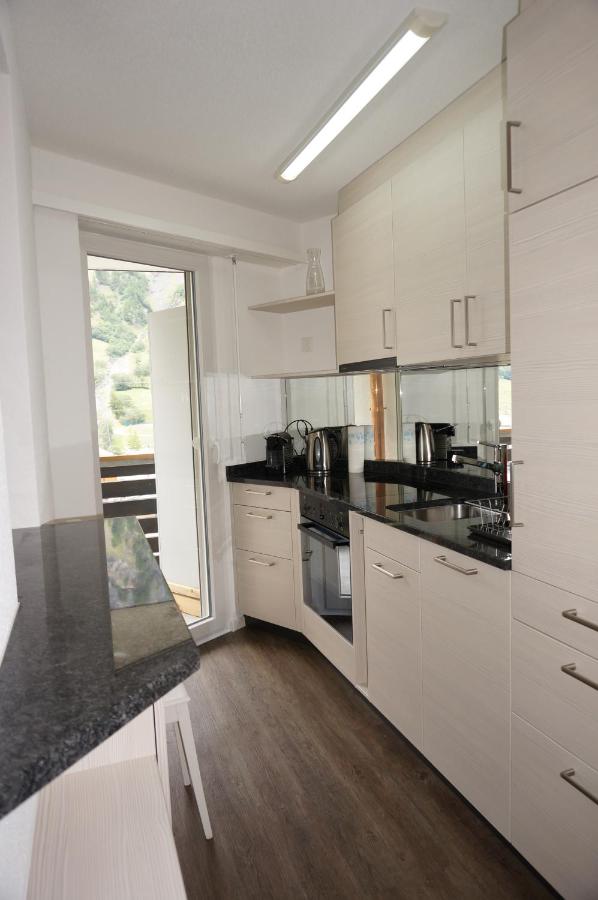 Studio mit Balkon