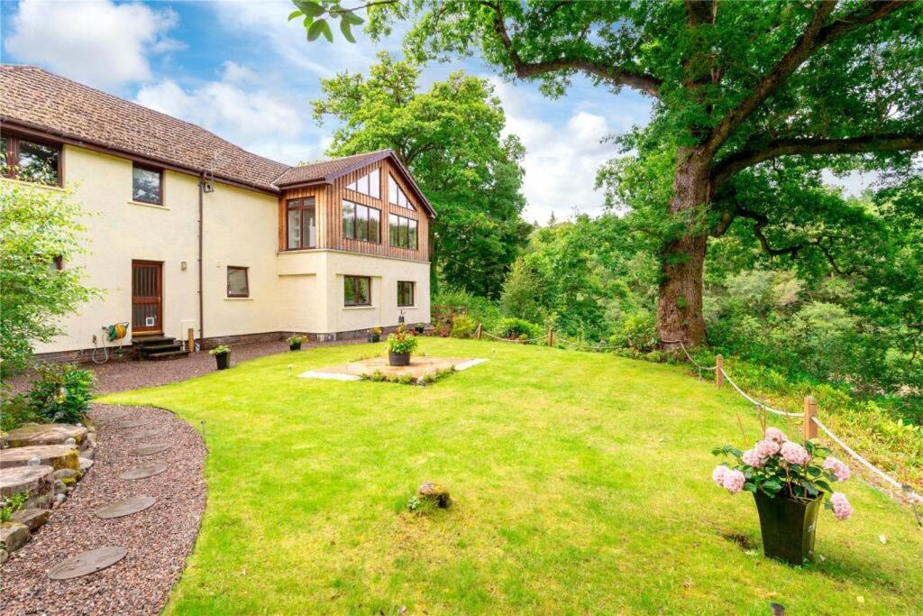 Riverside Guest House - Ferienwohnung Spean Bridge
