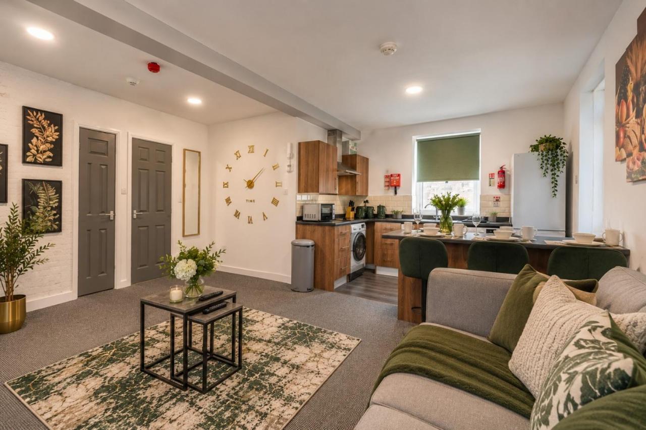 F9GH - Stylish Apartment with Garden in Leeds - Chambres d'hôtes Leeds