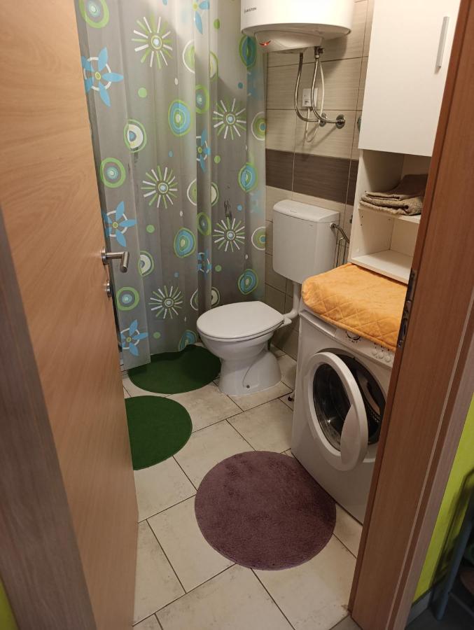 Apartma Aškerčeva - Ferienwohnung Izola
