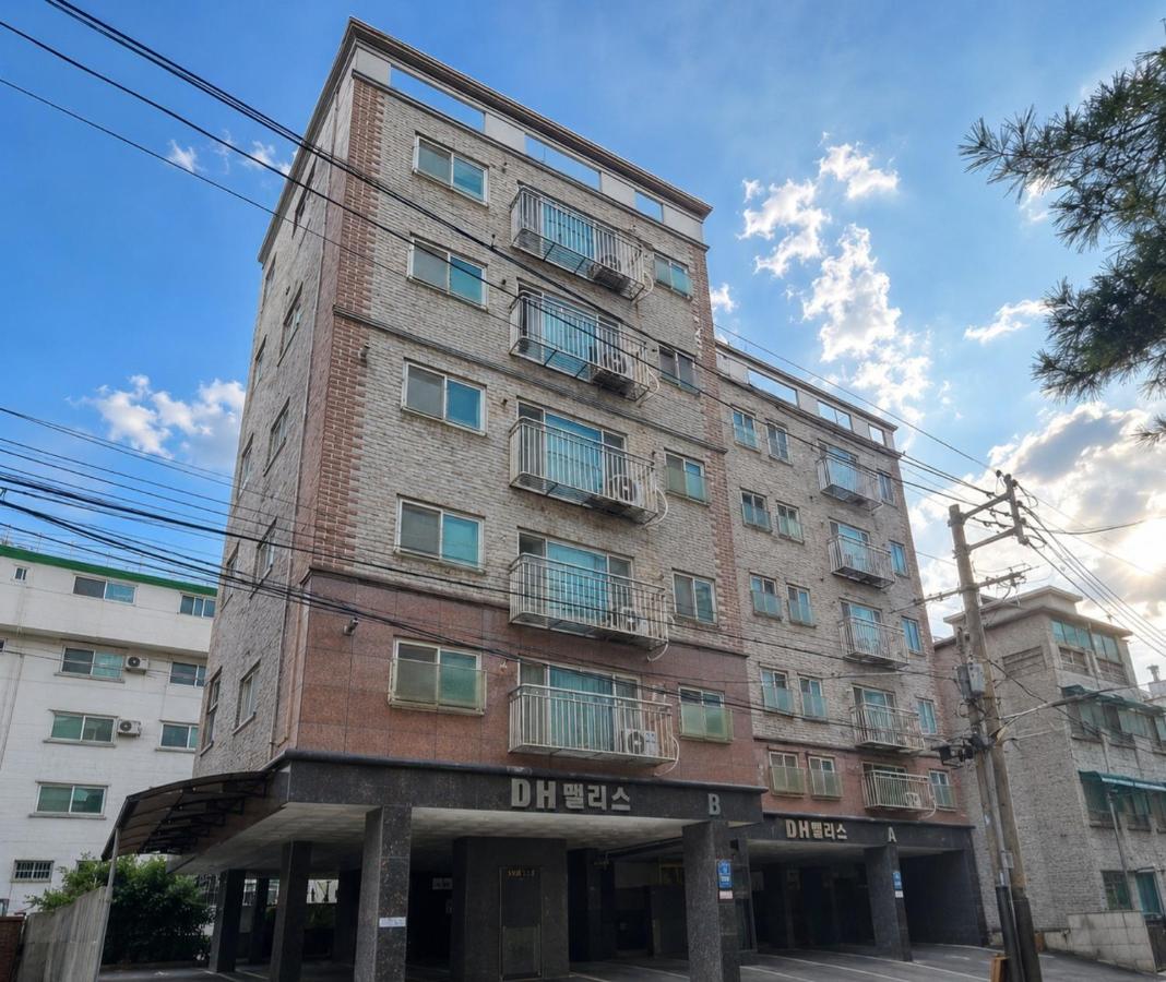 Seoul 3BR Family Home l 2Bath l Sleeps 8 l Gyeongbokgung 9min - Chambres d'hôtes Séoul