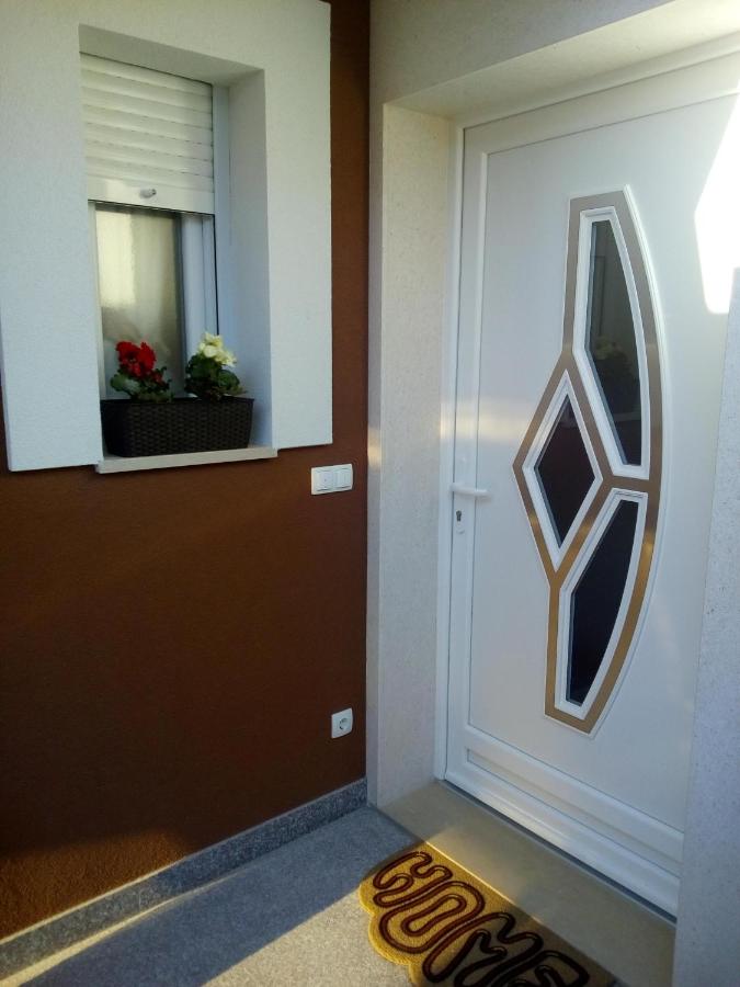 Appartement met 2 Slaapkamers en Uitzicht op Zee