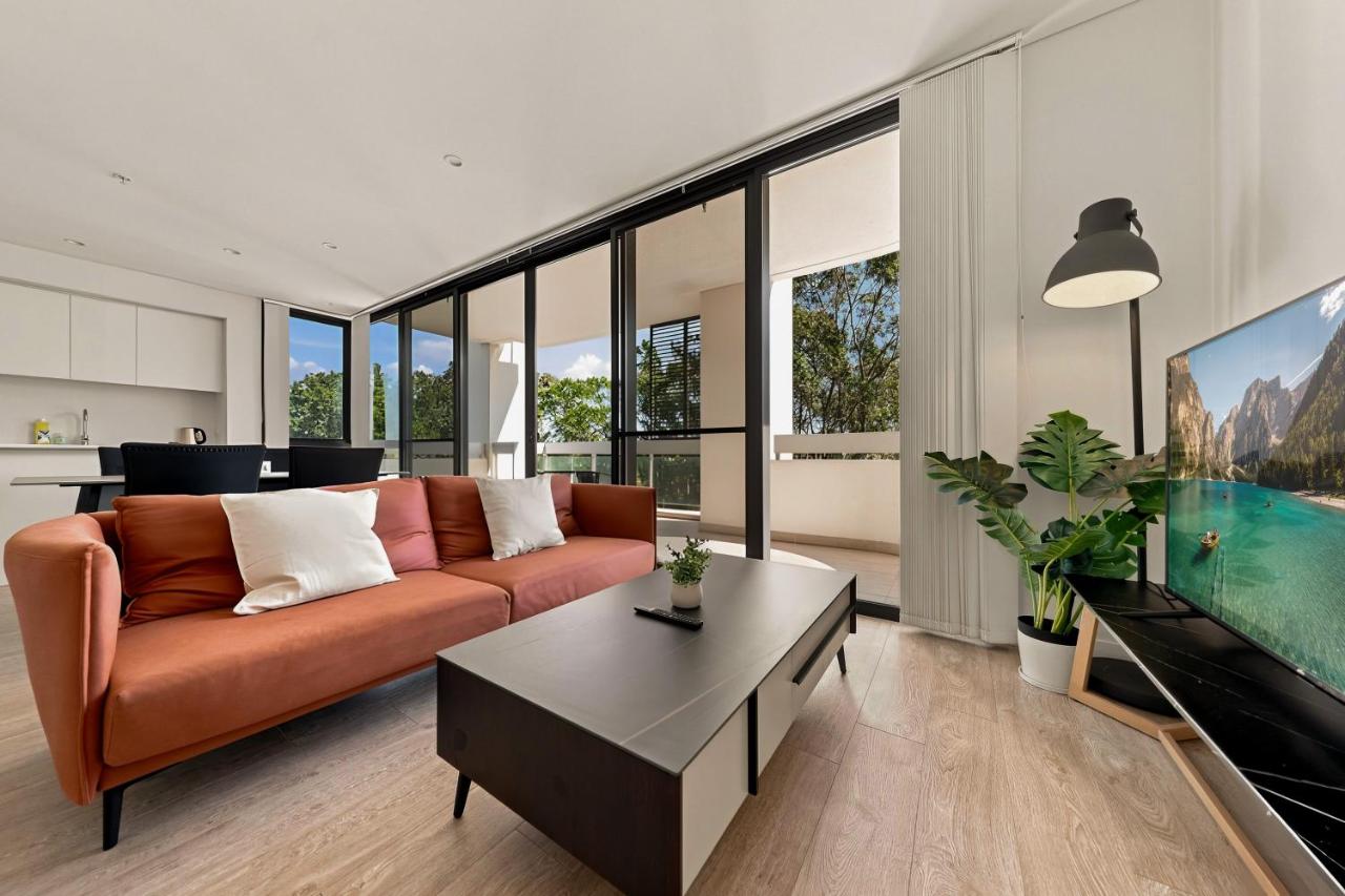 Olympic Park 2BR Steps from Stadium & Events - Bed and Breakfast Sydney
