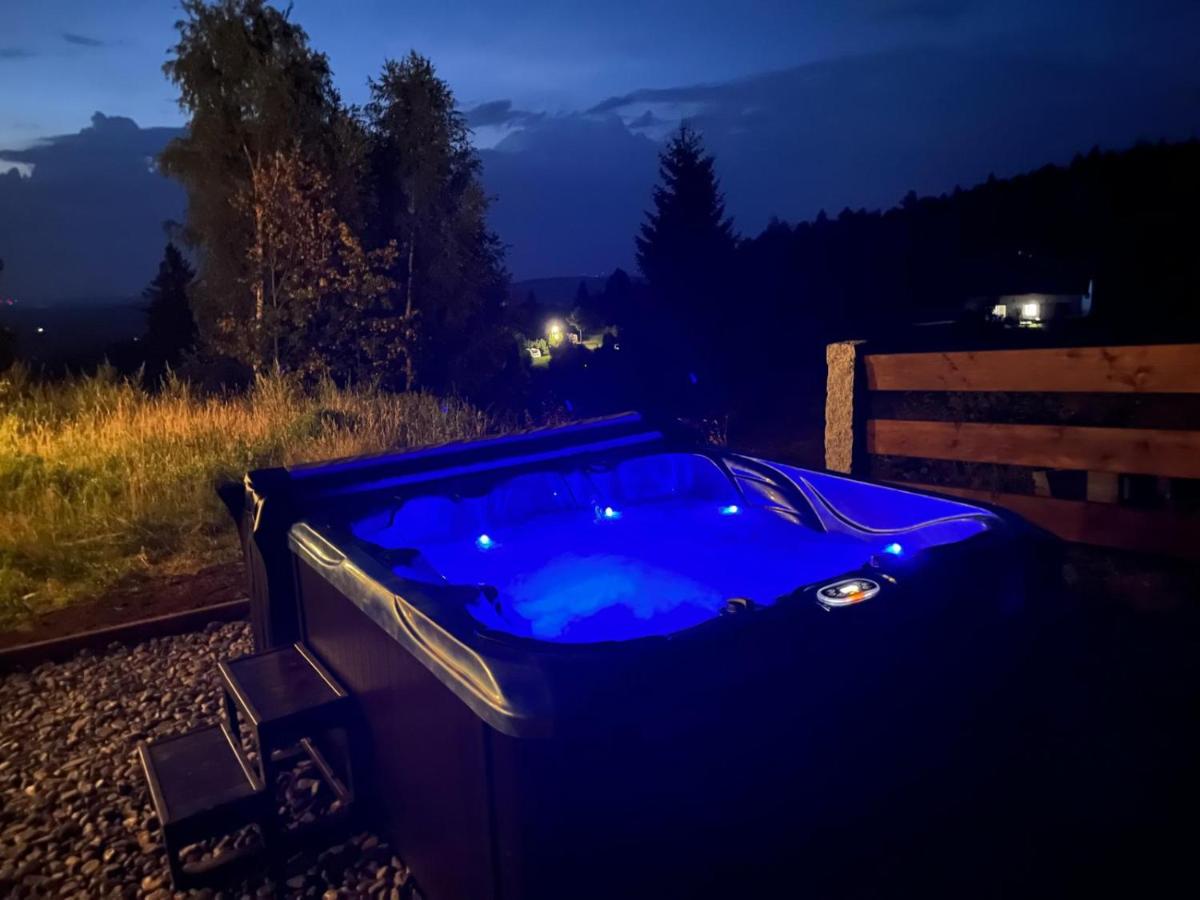 Chata Nova Izera - jacuzzi - kameralnie - pod lasem - przy szlaku - singletrack - gondola - B&B Świeradów-Zdrój