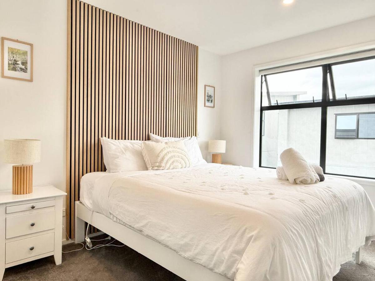 Central 2BRM 2BTH townhouse FREE carpark - B&B Christchurch