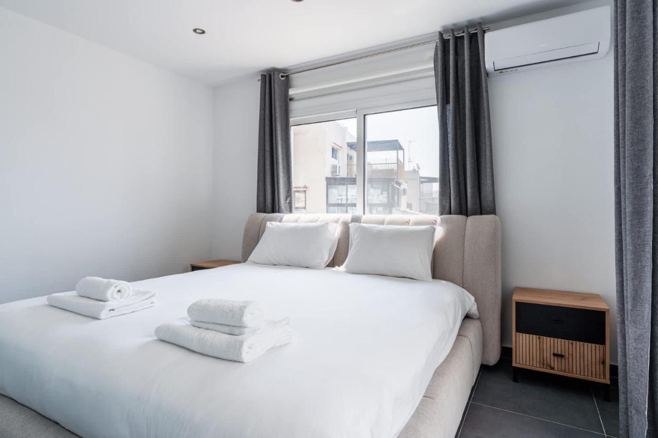 Cozy 1BR Sea View & Pool in Agios Tychonas - Chambres d'hôtes Limassol