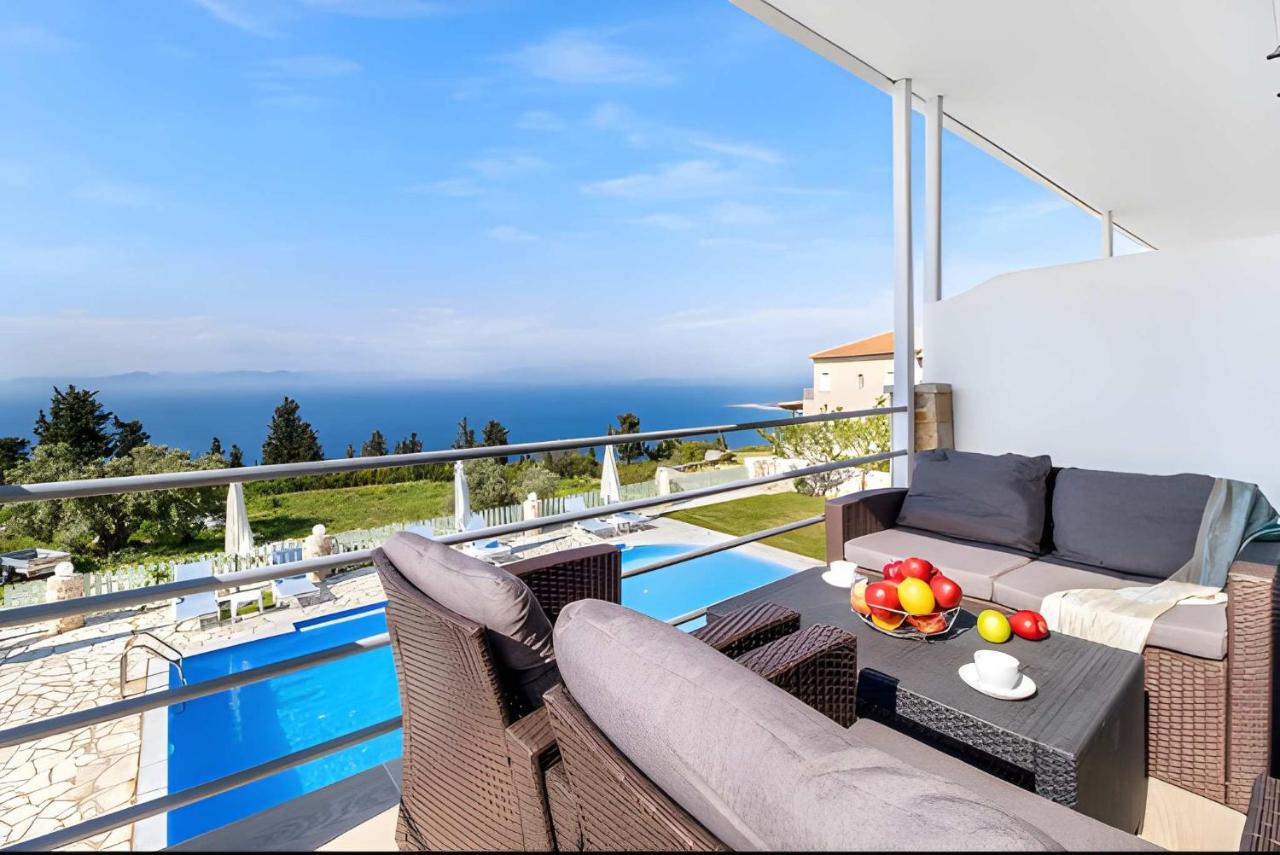 Apartment mit Aussicht und Balkon
