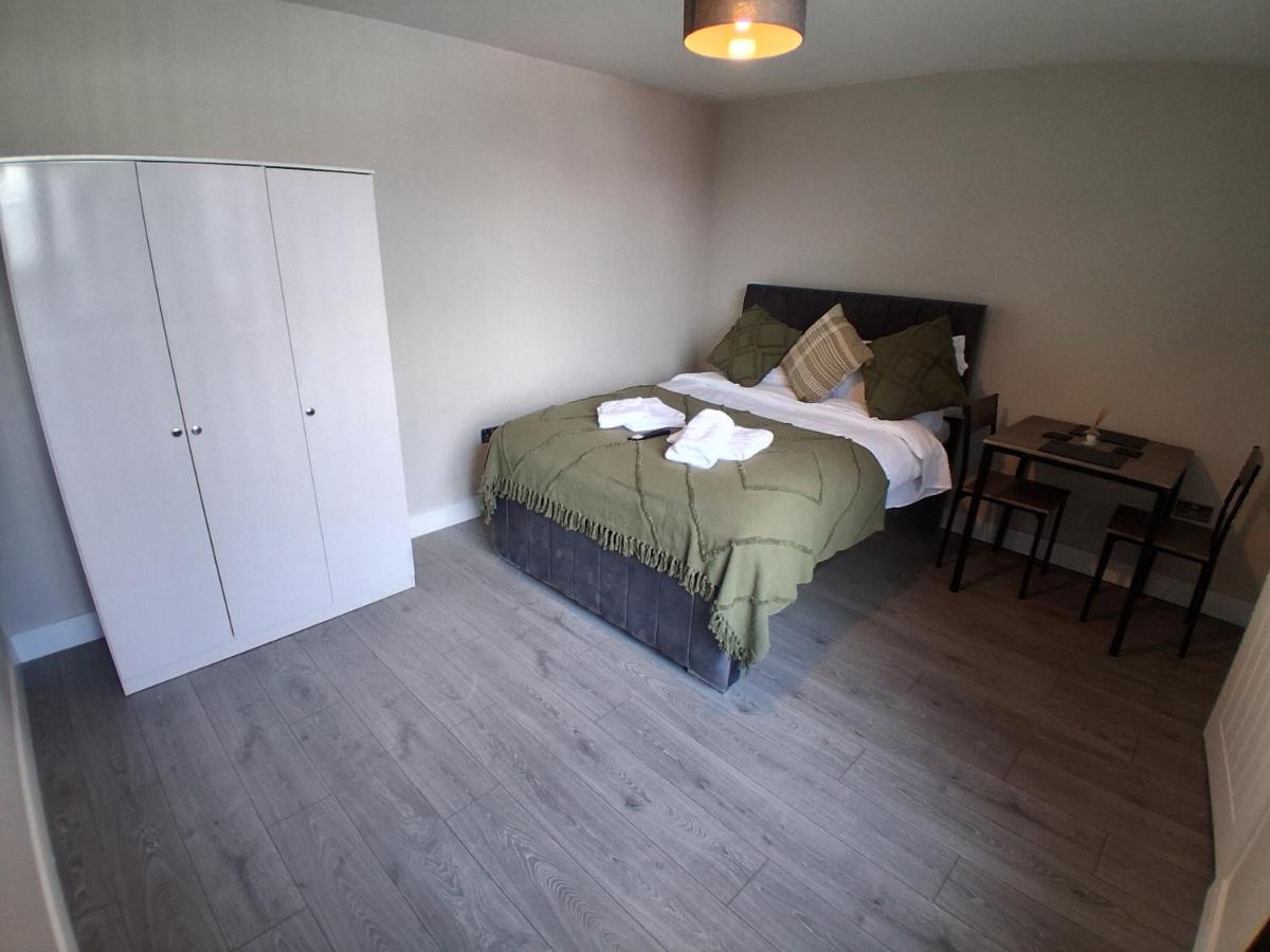 city guest house - B&B Wolverhampton