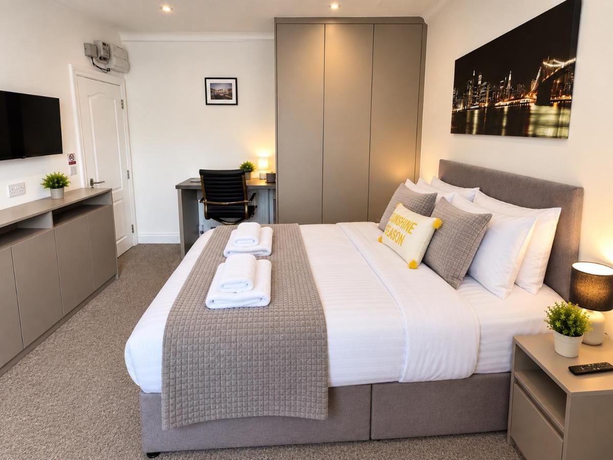 Sunny Modern, Private Apartment,15 Mins To Central London - B&B Hendon