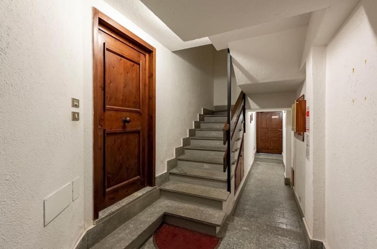 Casa Giardini in Dolonne - by Happy Rentals - Bed and Breakfast Courmayeur