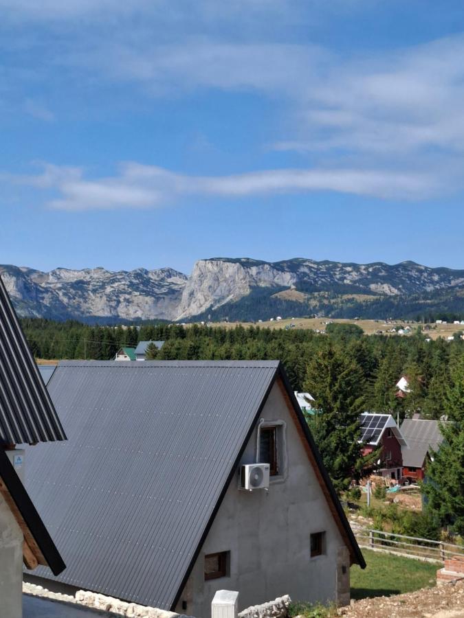 Sajns 1 Durmitor Chalets - B&B Zabljak