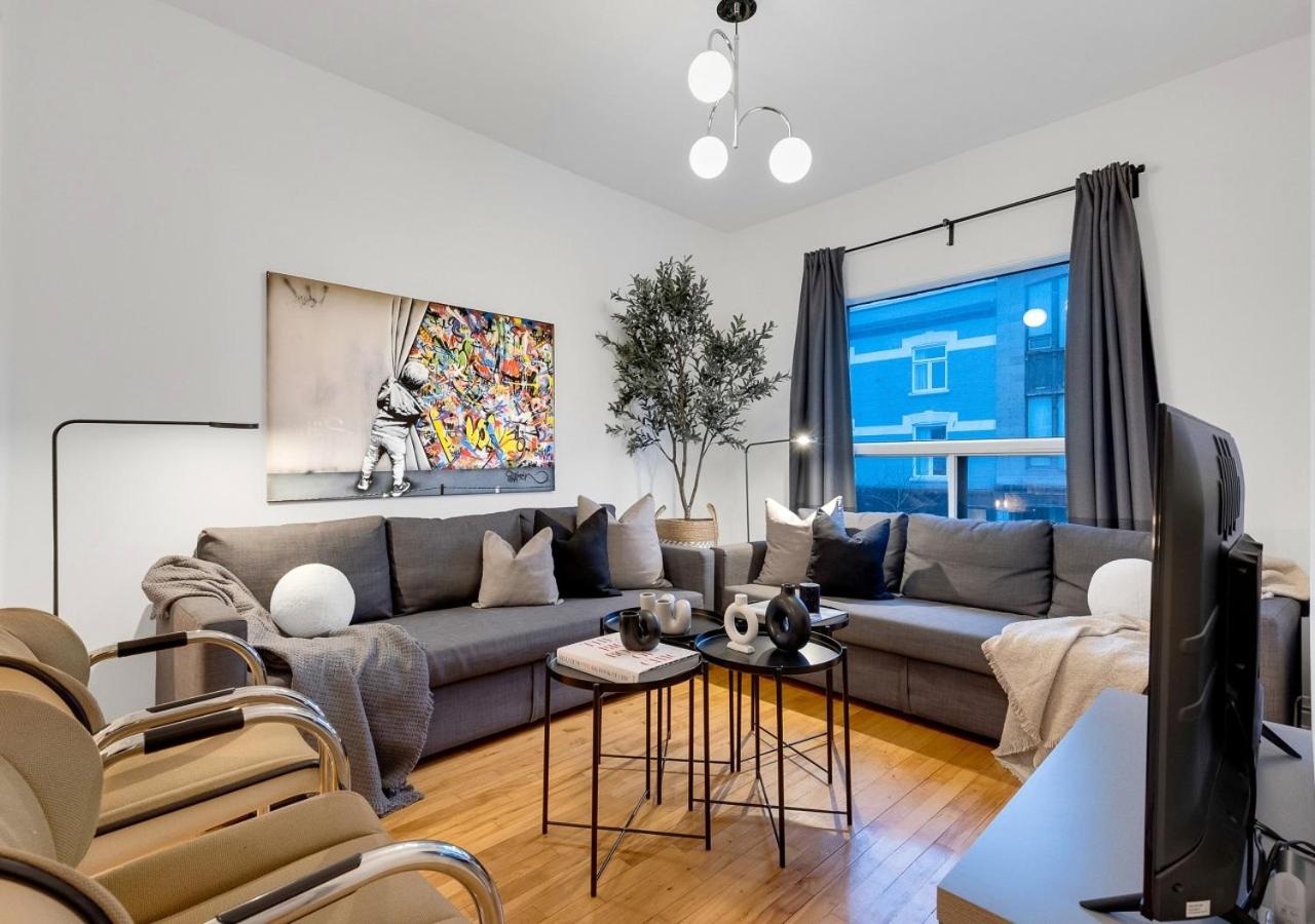 LiV MTL Avenue Spacious 3BR Rooftop Suites Near Downtown - Bed and Breakfast Montréal