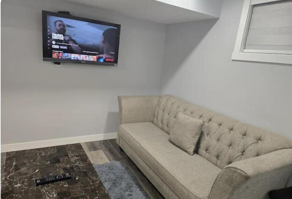 Comfortable Suite - Ferienwohnung Calgary