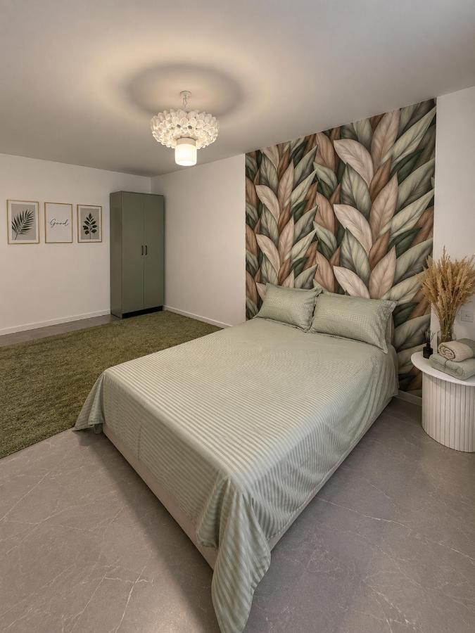 3 street - Ferienwohnung Tokmok