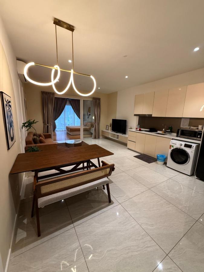 Direct Monorail KL & Mall Access - City View Condo by Azmila - B&B Kuala Lumpur