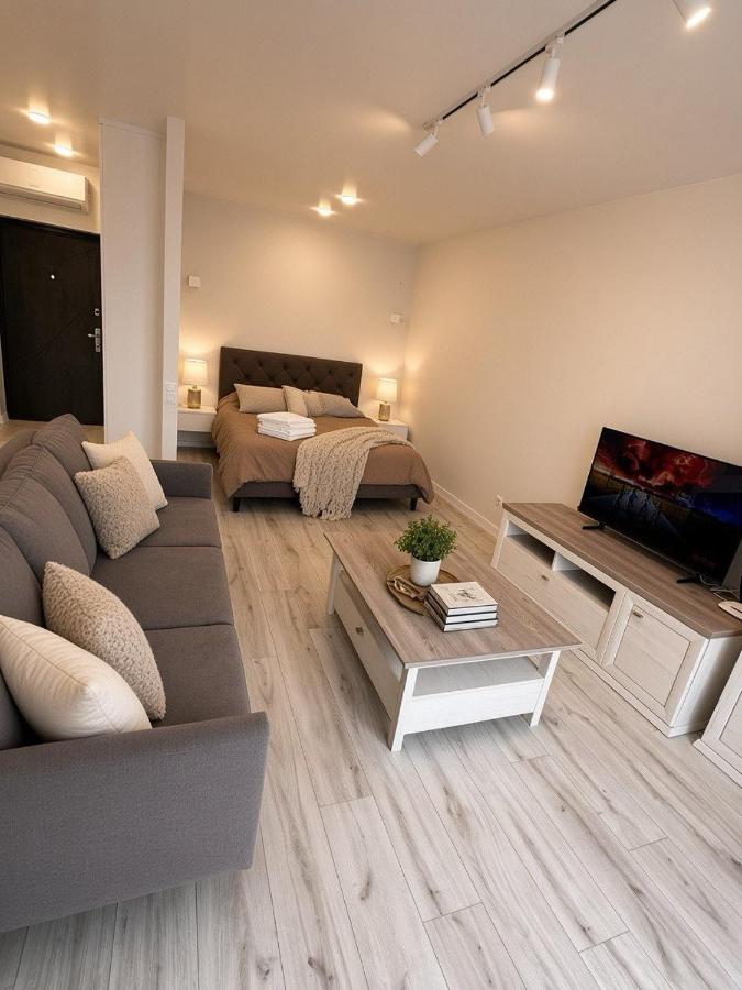 Studio apartment URBAN house - B&B Chmel'nyc'kyj