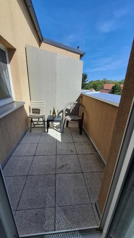 Apartmán u letiště - B&B Tuchoměřice