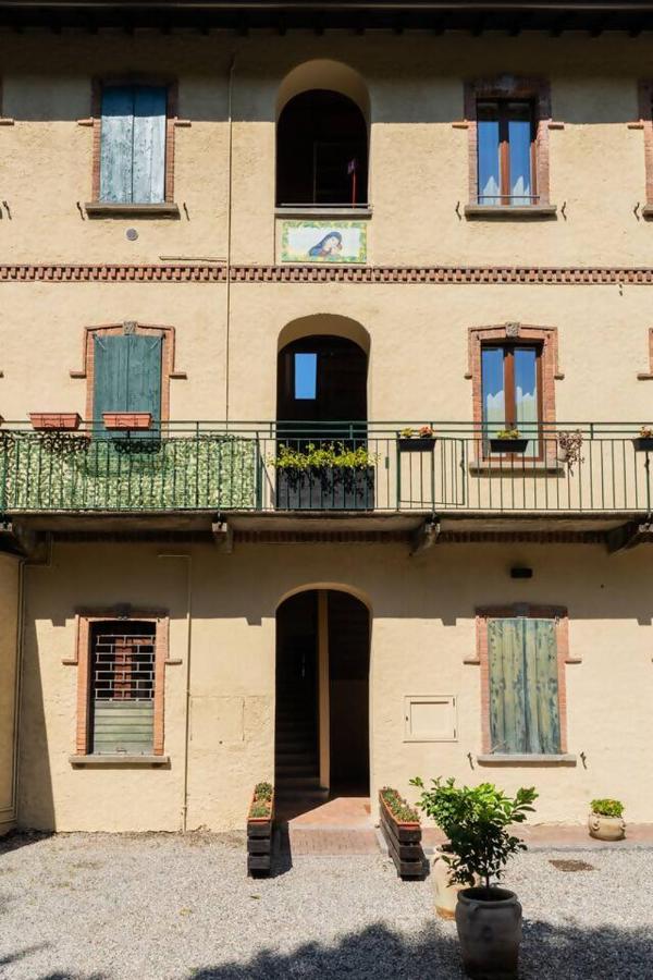 Suite Bachi Da Seta Boutique in Ello - Chambres d'hôtes Vergano-Villa