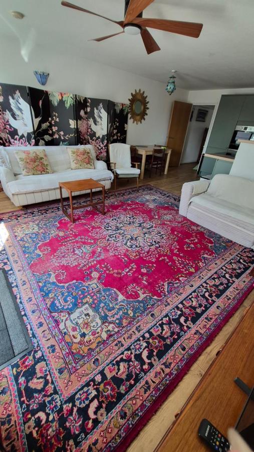 Ellen's Garden. 16 Coachmans Yard. Glastonbury centre - Ferienwohnung Glastonbury