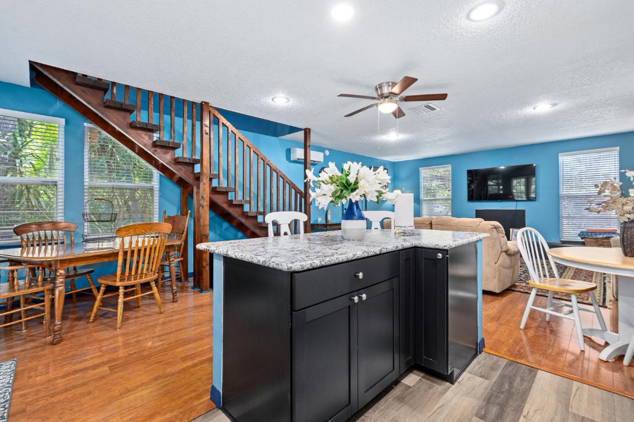 Wooded 1BR Retreat in New Smyrna Beach - B&B New Smyrna Beach