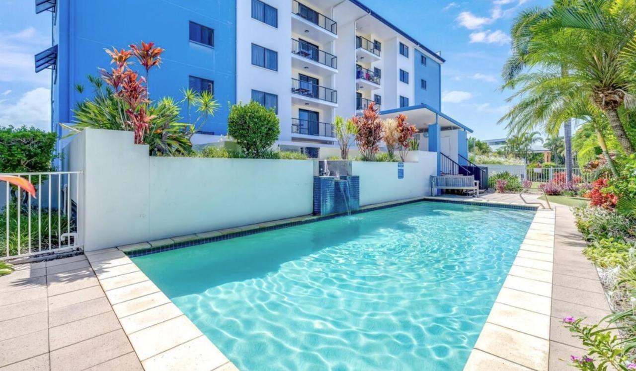 Oceanfront Luxe 2BR - B&B Bargara