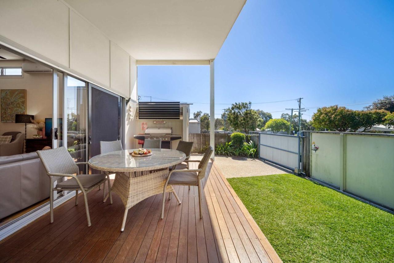 Delightful Dicky Beach Holiday House - Ferienwohnung Caloundra