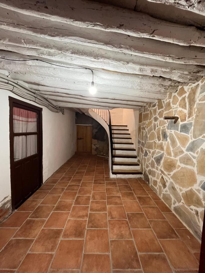Casa Felix II - Luminoso Apt 2 Hab - Cerca de Alquézar - Bed and Breakfast Abiego
