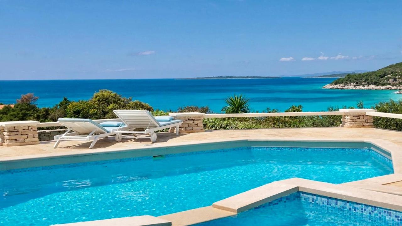 Two-Bedroom Apartment with Sea View