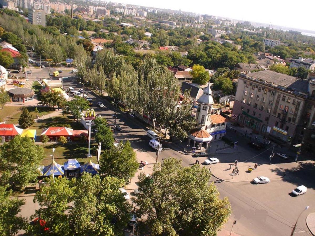 Luxury apartment on Sobornaya Street - B&B