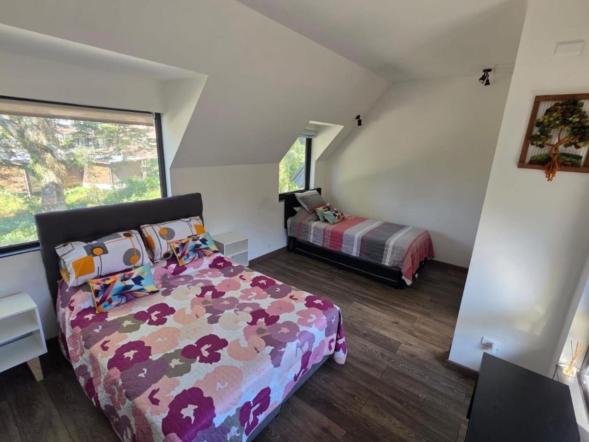 Beautiful house near the lake and restaurants - B&B Puerto Varas