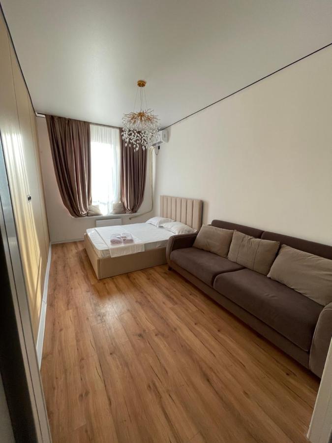 Апартаменты в ЖК Tandau - Chambres d'hôtes Almaty