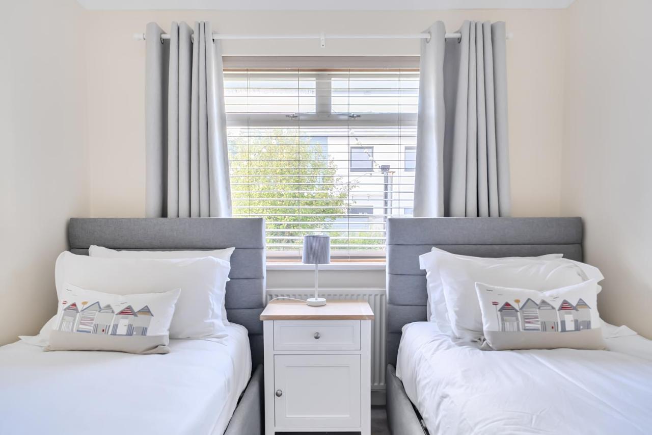 Sleeps 9- KingBeds- FamilyFriendly- ContactlessCI - B&B Wadebridge