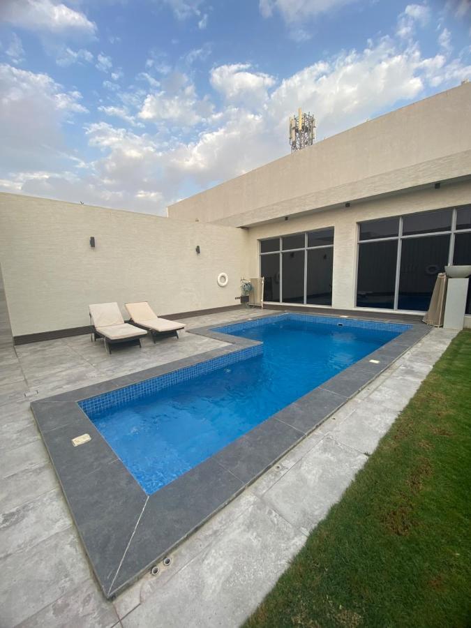 sawt hadeer - صوت هدير - B&B Riyadh